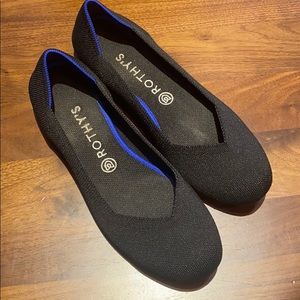 Black Rothy’s Ballet Flats